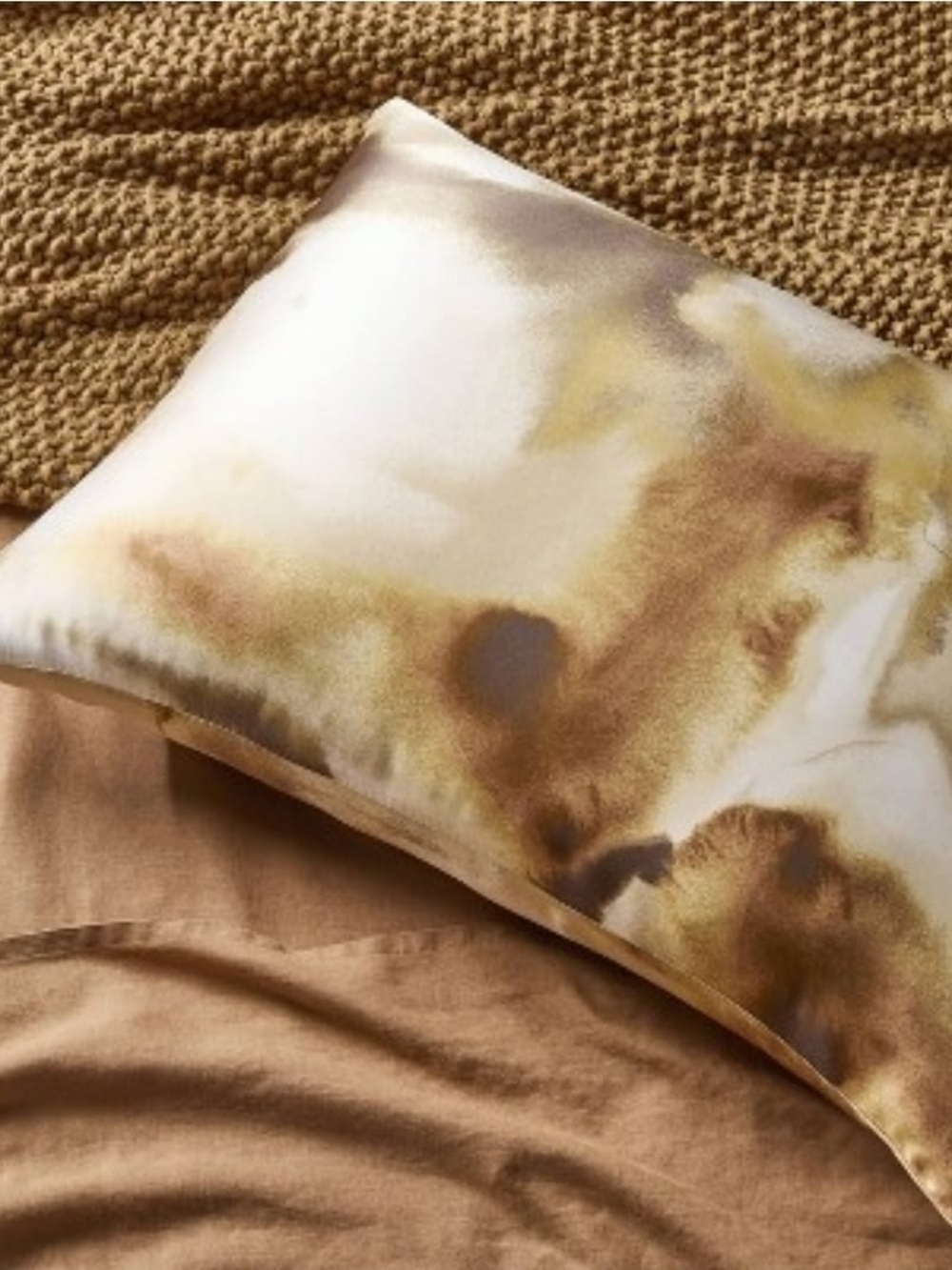 Standard Silk Pillowcase Watercolor Pattern Design - Casaluna NWT Never Opened